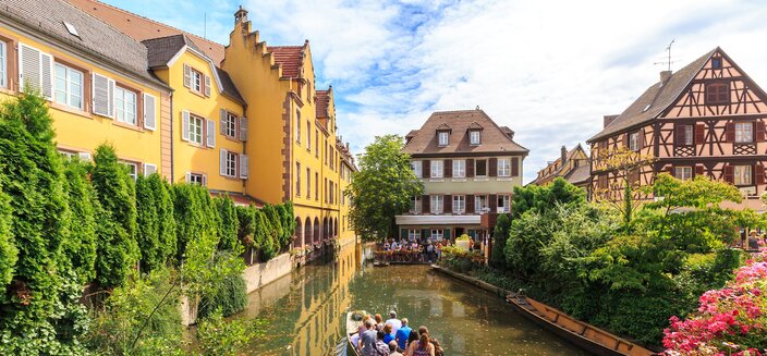 Alisa -Kanal im malerischen Ort Colmar, Frankreich