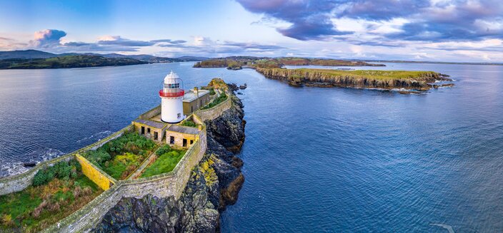 Artania -Leuchtturm auf Rotten Island, Irland